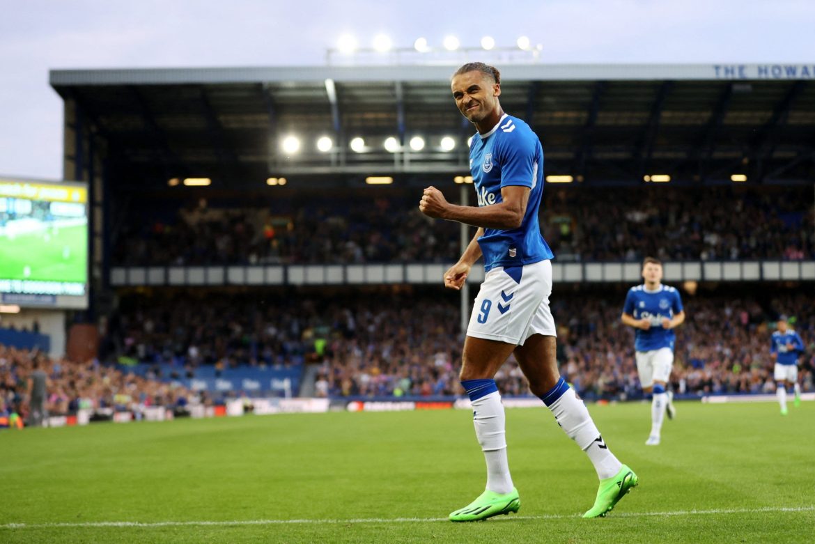 Everton: Dyche drops DCL injury update
